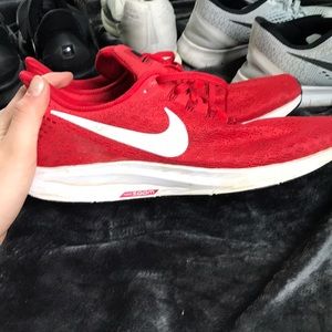 Nike Zoom Pegasus 35 men’s 9/women’s 10.5